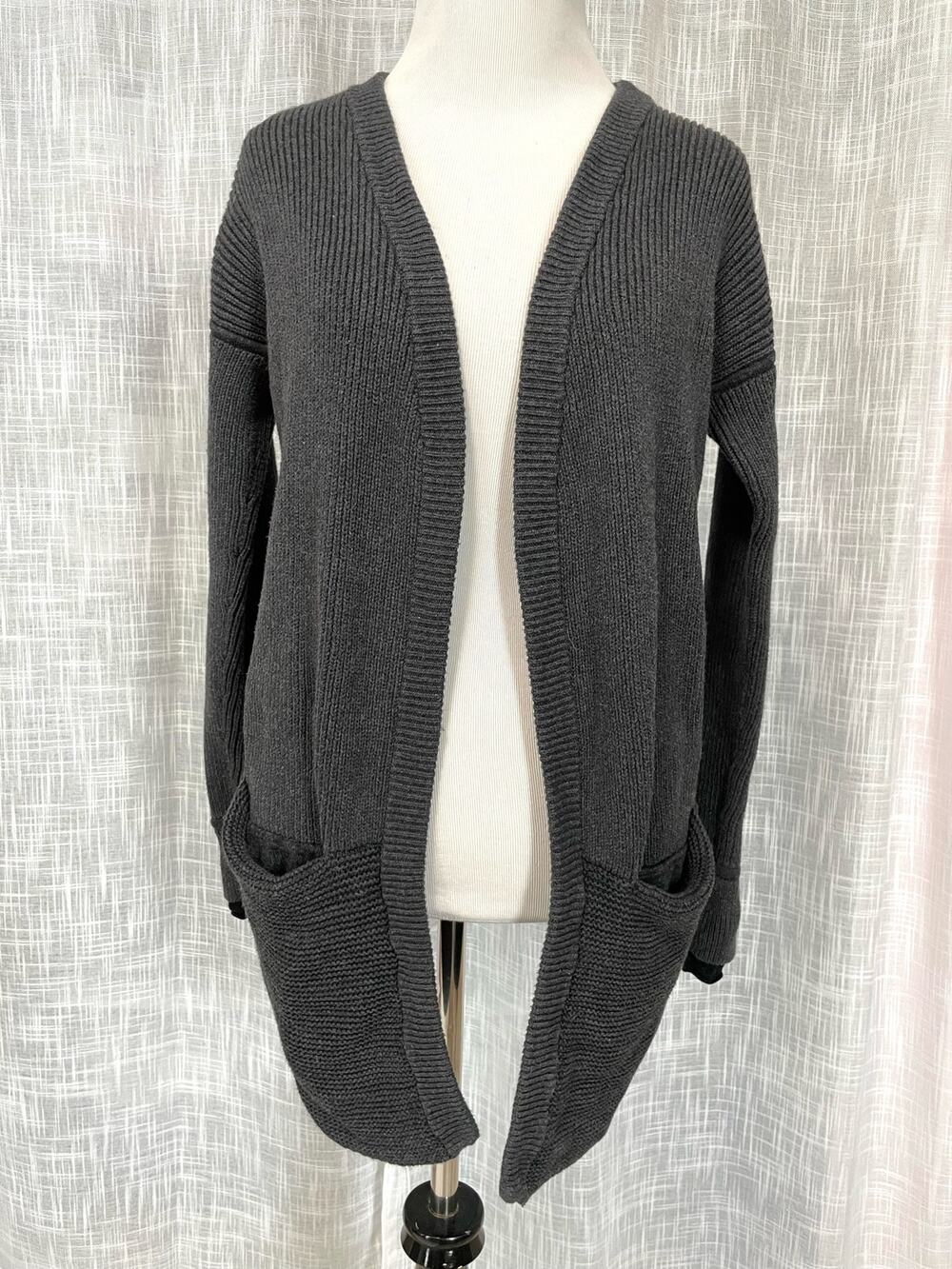Lululemon Womens Knit Cardigan Gray Open Front Pockets Classic Minimalist Basic